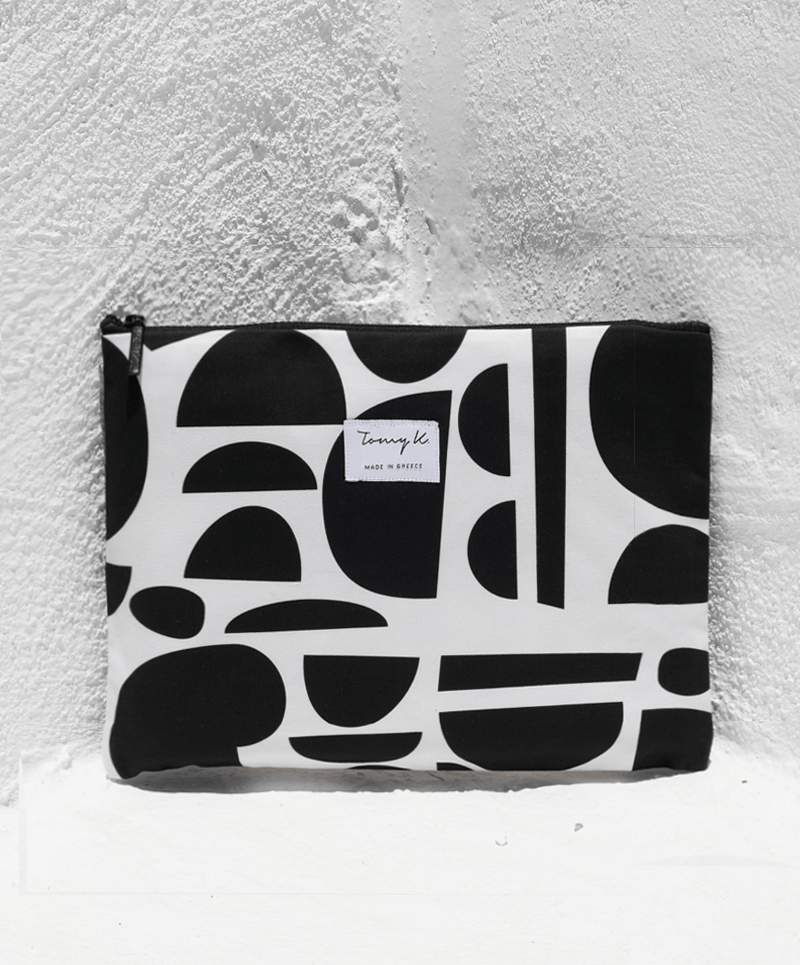 "Delos Black" big pouch - Tomy K