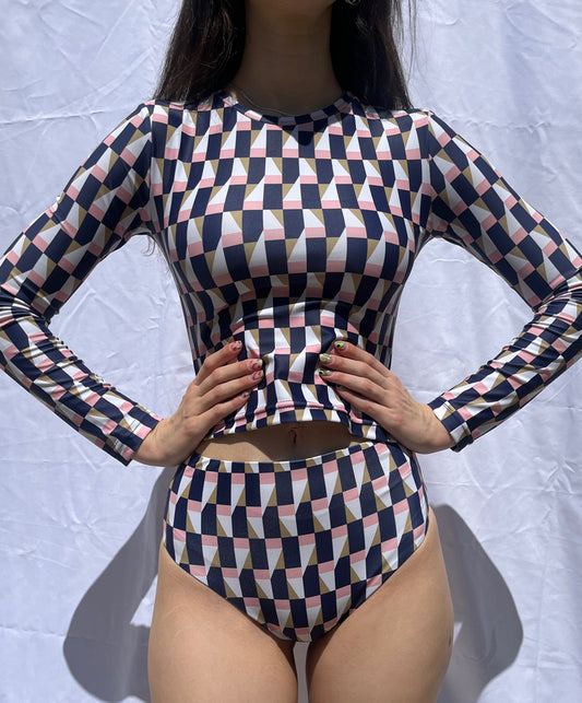 "IRIS" set